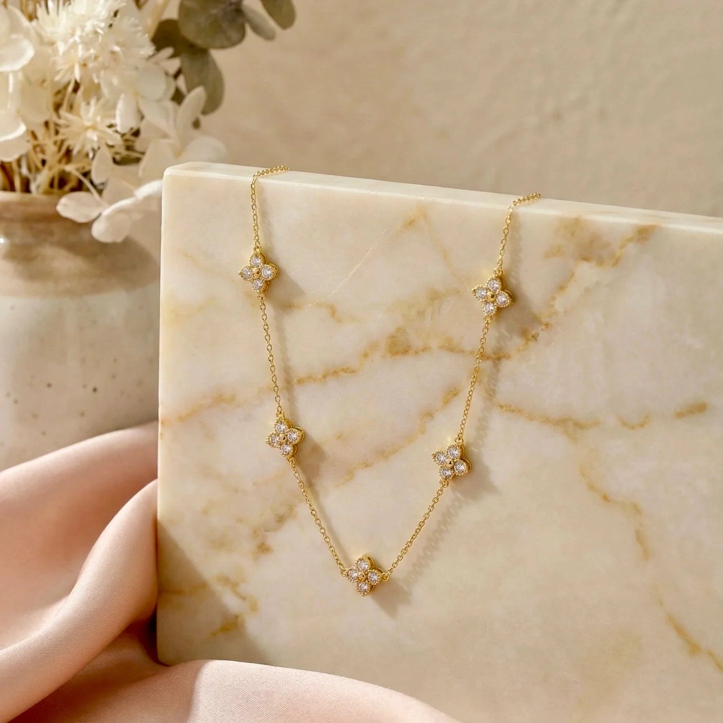 Collana Floreale
